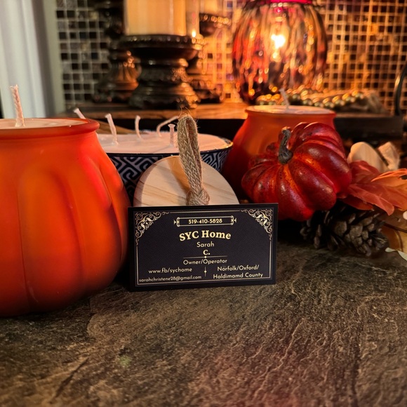 Pumpkin candles for sale!!! - Picture 2 of 3